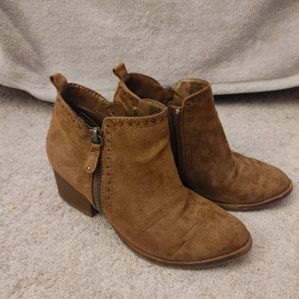 Sonoma Brown Ankle-Boot Heels - Picture 14 of 14